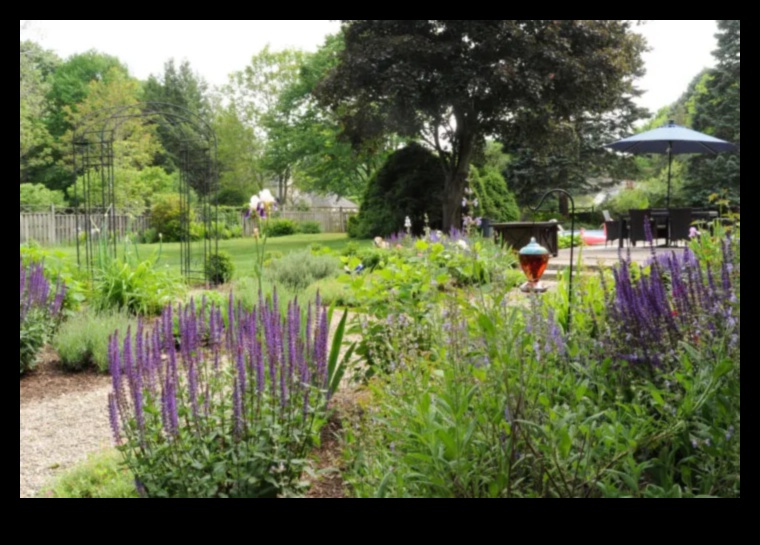 Tuhaf İnzivalar: Cottage Gardens ile Mekanınızı Geliştirin